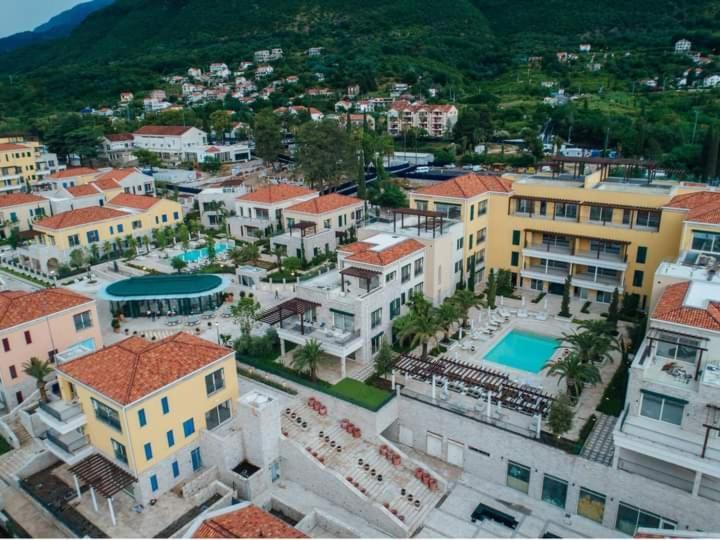 Appartement Blue Sea à Herceg Novi Extérieur photo