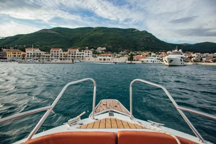 Appartement Blue Sea à Herceg Novi Extérieur photo