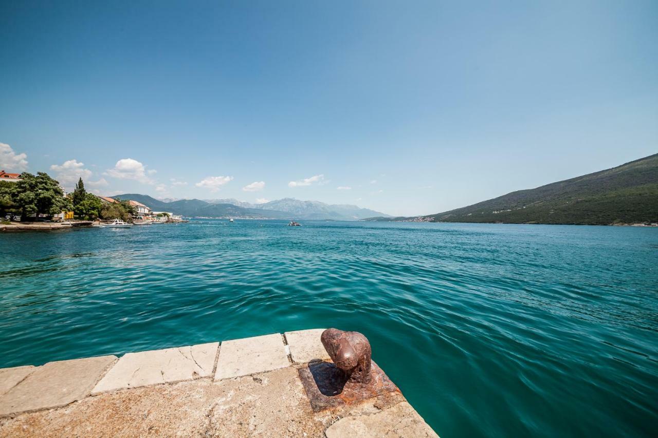 Appartement Blue Sea à Herceg Novi Extérieur photo