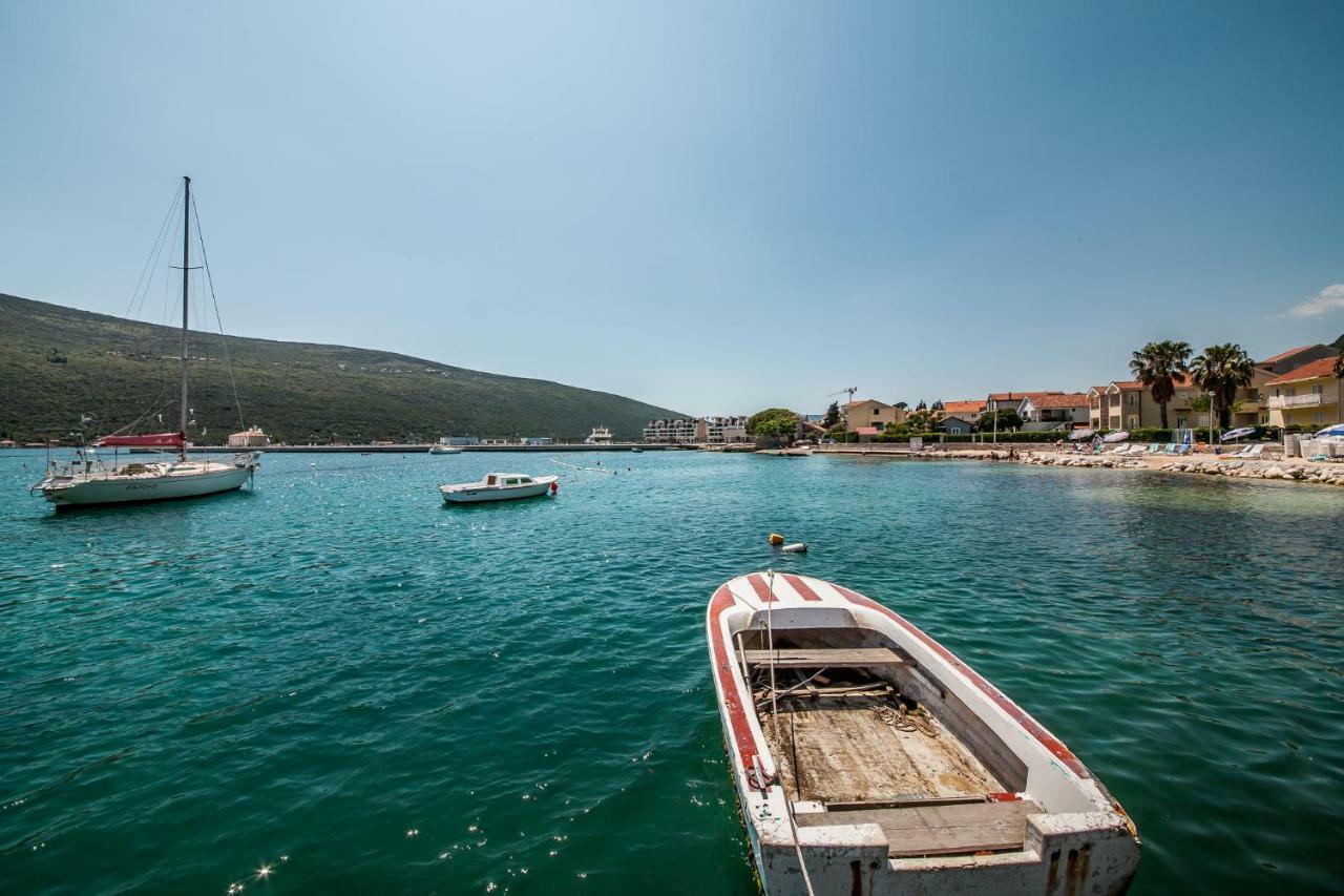Appartement Blue Sea à Herceg Novi Extérieur photo